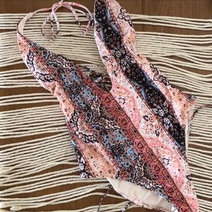 L Space beautiful print one piece swimsuit